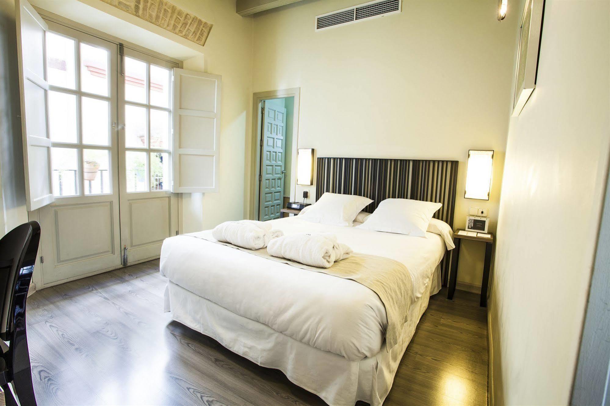 Hotel Boutique Casas De Santa Cruz Sevilla Eksteriør bilde